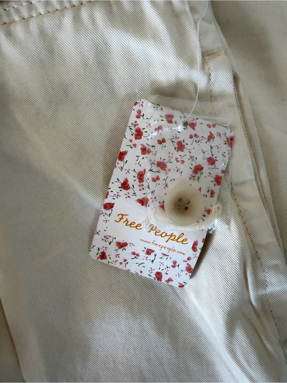 NWT Free People High-Waisted ’90s Peg Pants Ivory Size 4 - Picture 8 of 12